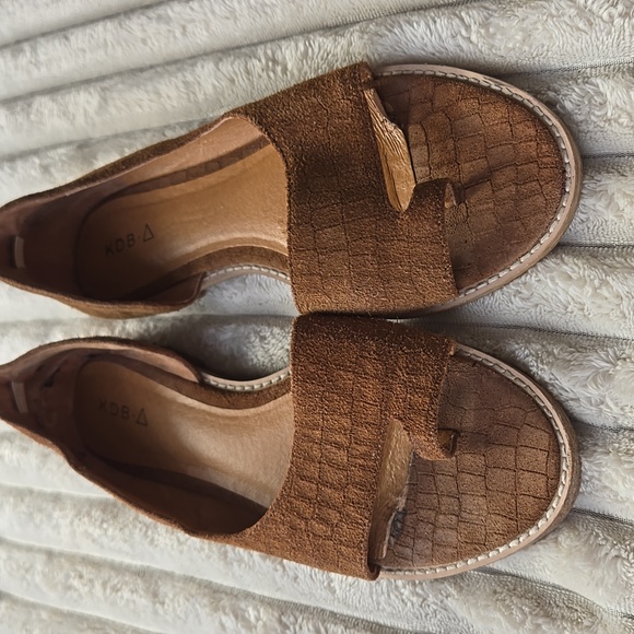 Kelsi Dagger ×Revolve Susana Nutmeg Suede Toe Hold Dorsay Flat US 9 - Picture 1 of 8